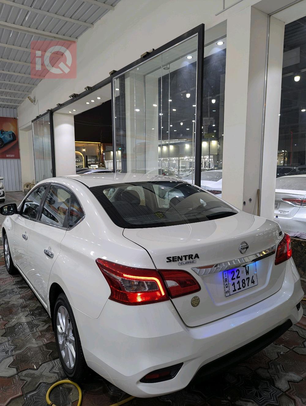 نیسان سێنترا